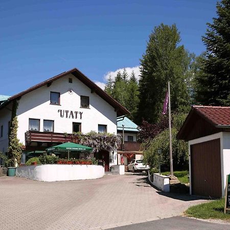 Pizzeria A Penzion Banderas Bayerisch Eisenstein Exterior photo